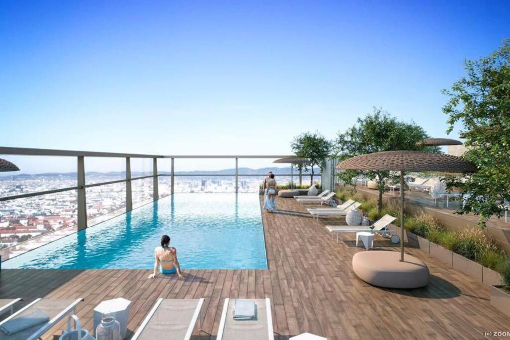 Royal Swan Skyline, Viena