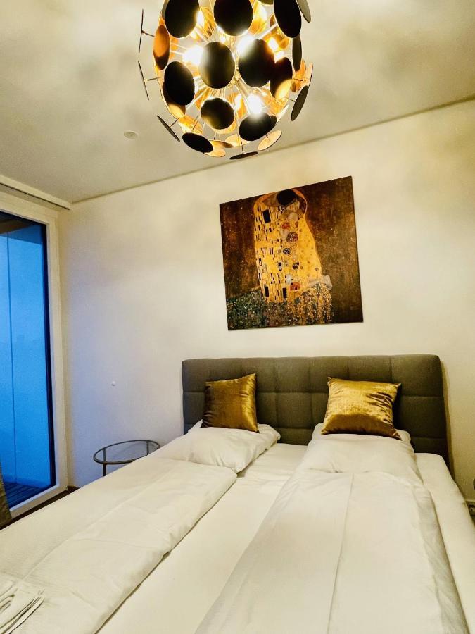 Royal Swan Skyline, Apartamento Viena